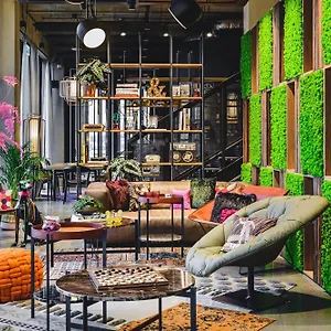 Moxy Airport Posen