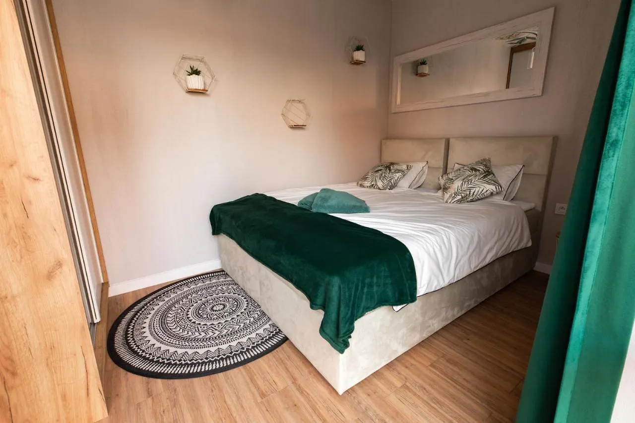 Stylowe Apartamenty Plewiska 0*,